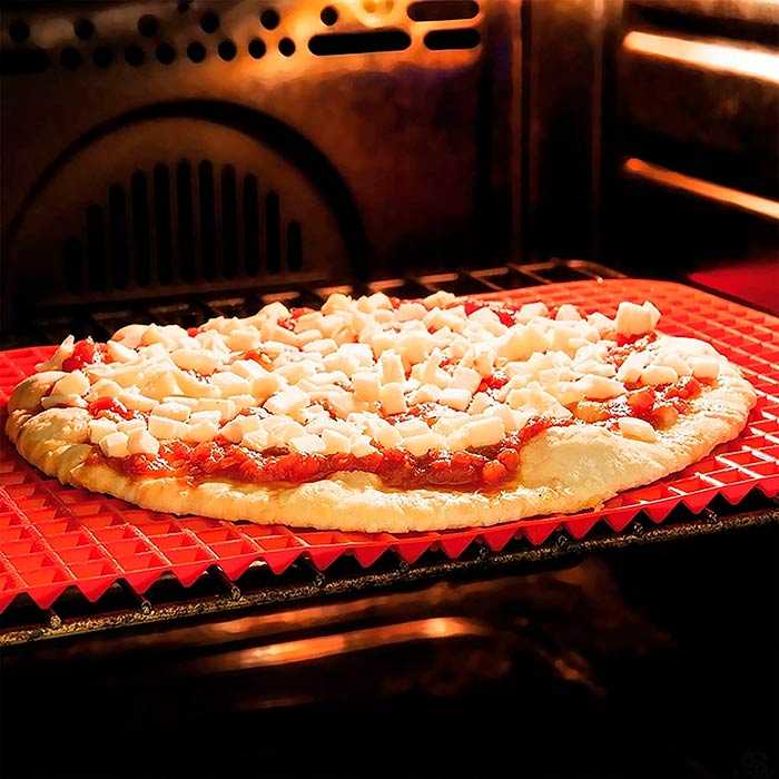 Covorul de silicon pentru copt funcționează excelent în cuptor, cuptor cu microunde, mașină de spălat vase, frigider sau congelator!