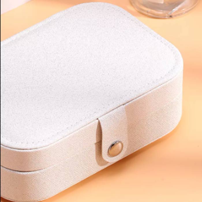 BoxJewlery, casetă pentru a depozita bijuterii, inele, cercei, coliere, altele