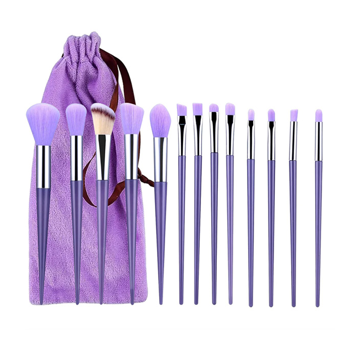 BrushSet, set de 13 pensule de machiaj cu husă de transport