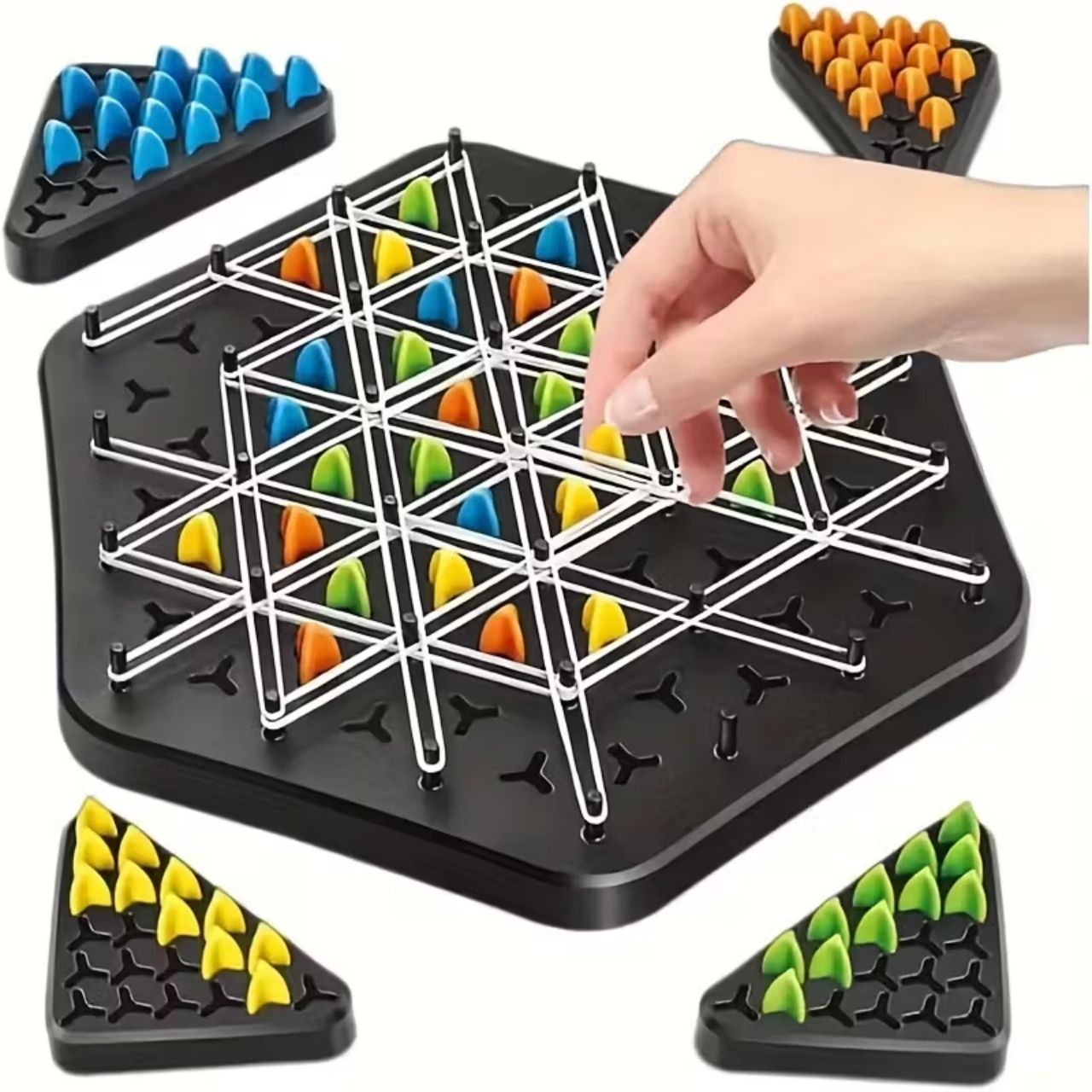 ChainChess, un joc de strategie interactiv pentru familie