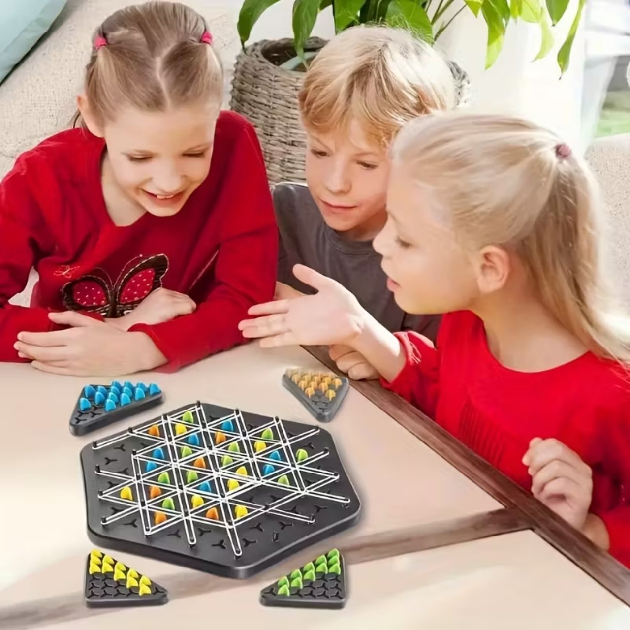 ChainChess, un joc de strategie interactiv pentru familie - Image 8