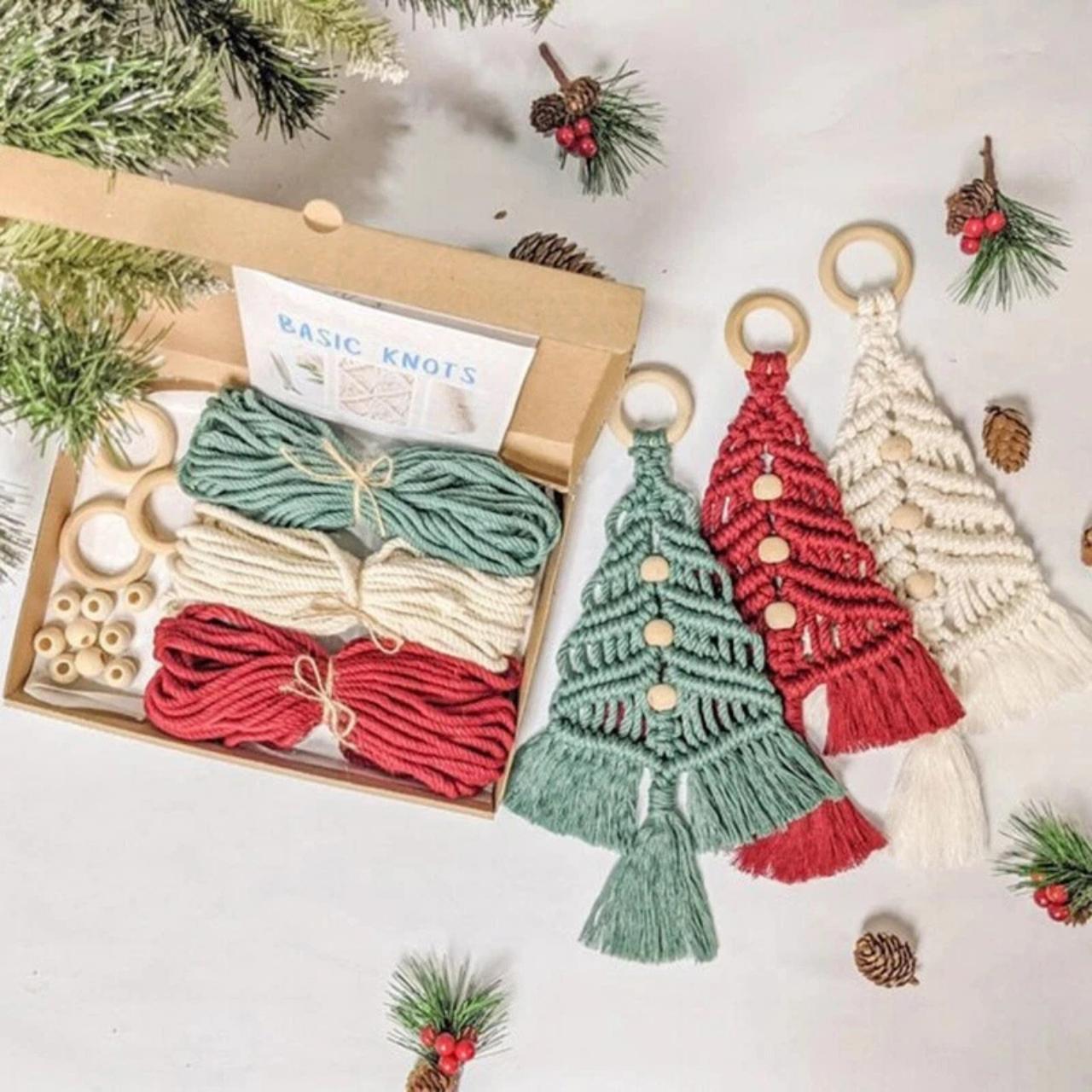 CraftKit, kit de ornamente de Crăciun din macrame - Image 9